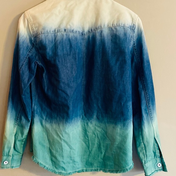 Free People Before Sunrise Ombre Long Sleeve Boho Top Button Up Denim XS ( F ) - Picture 3 of 8